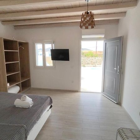 Ftelia Breeze Hotell Klouvas Exteriör bild
