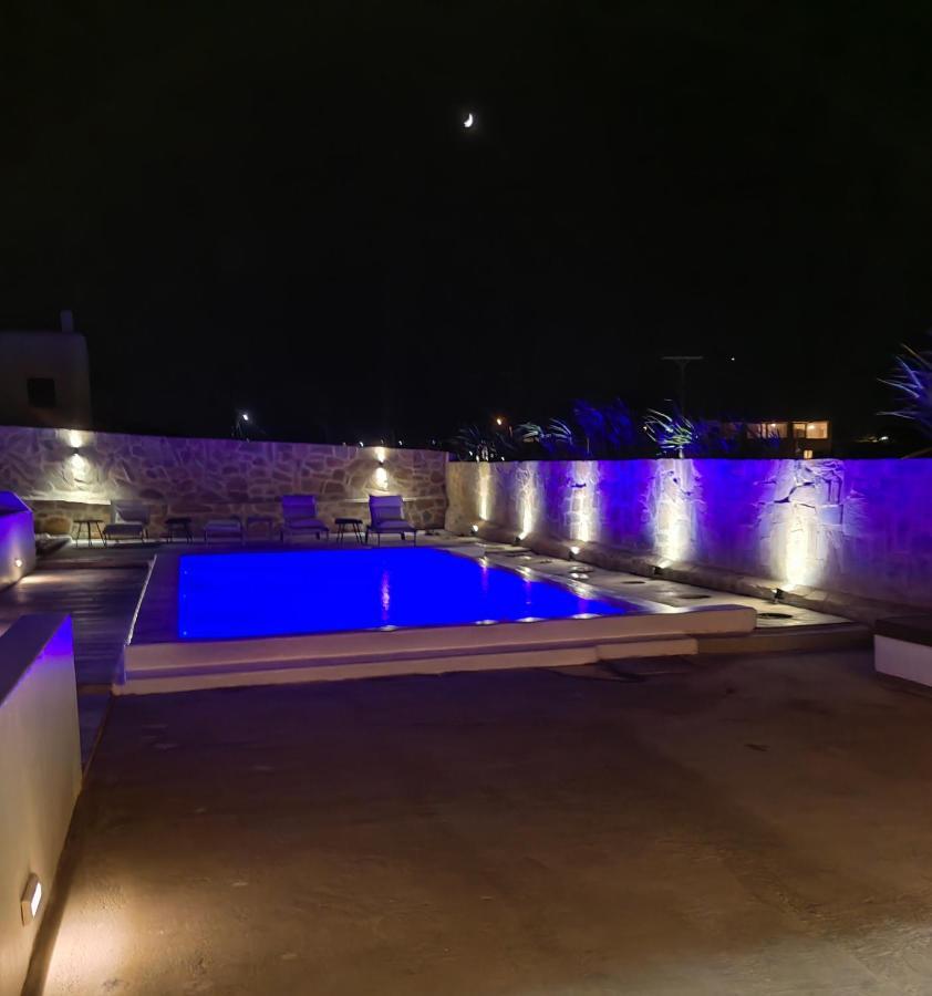 Ftelia Breeze Hotell Klouvas Exteriör bild