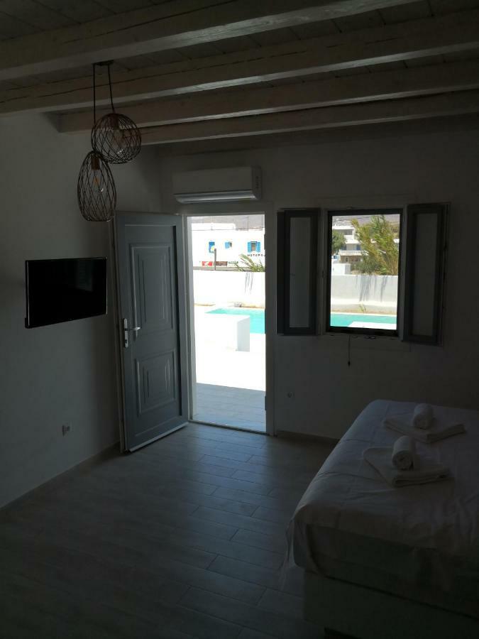 Ftelia Breeze Hotell Klouvas Exteriör bild
